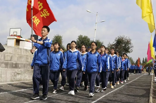 昆明长鸿实验中学2024年新高一招生计划是什么？
