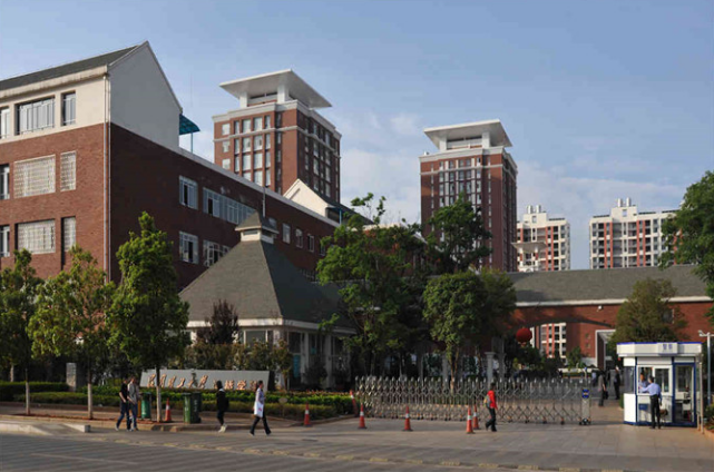 云南西点文化学校住宿条件怎么样？
