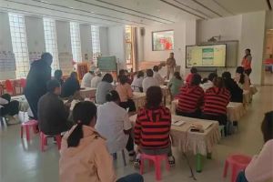 校企携手共发展 送教入企育人才——学院教师为 校企合作幼儿园做营养学讲座