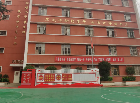 昆明经专学校（原云师大附中老协补习学校）2024年复读招生要求有哪些？