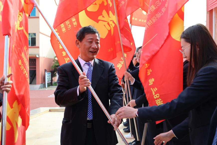 曲靖天人高级中学收费偏高的原因分析