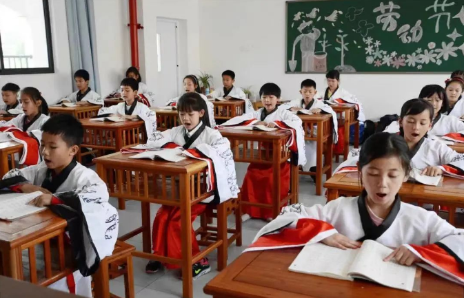 安宁万辉康桥学校管理模式怎么样？