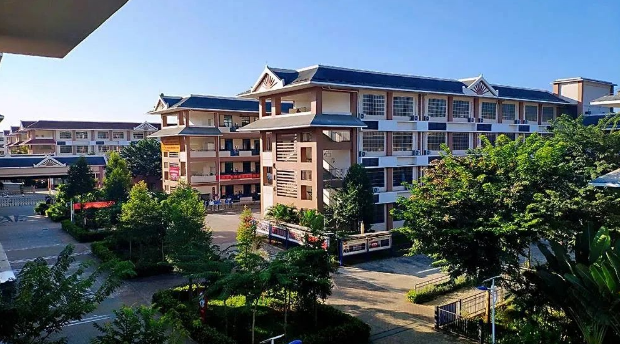 云南长水实验中学复读班办学优势介绍