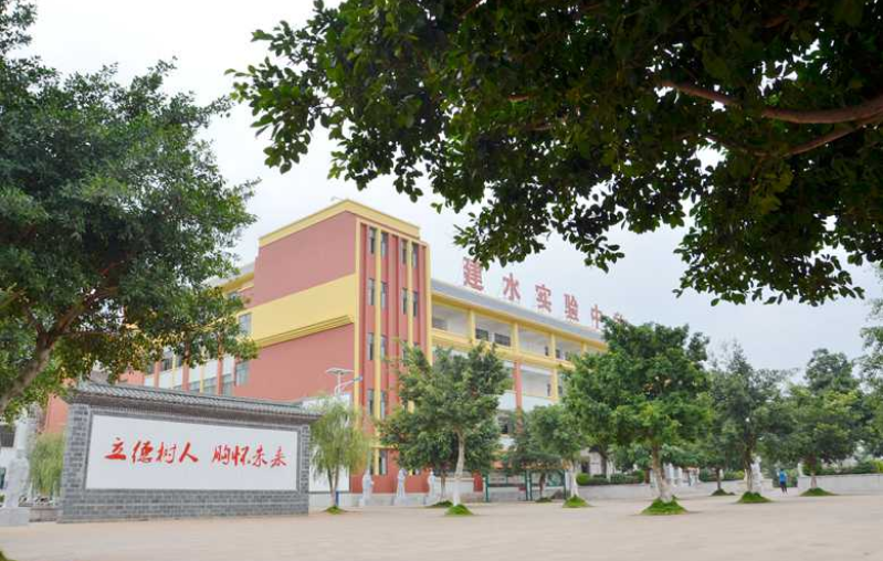 2024年云南建水实验中学复读班高考本科上线率是多少？