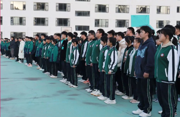 昆明鲁轩高级中学管理模式怎么样？