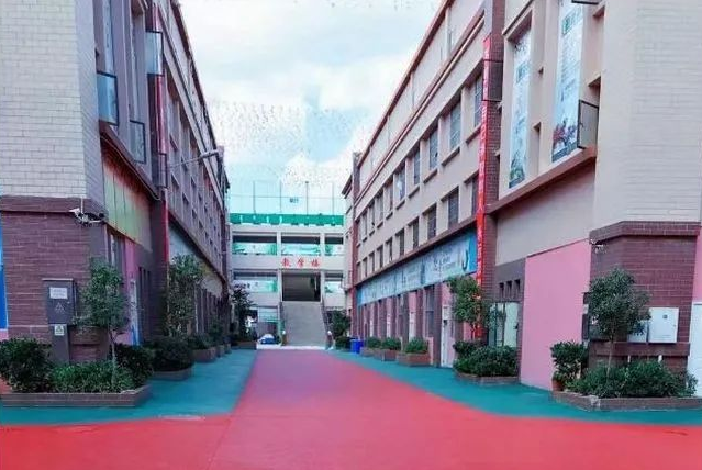 曲靖二中兴教中学2024年复读班招生计划是什么？