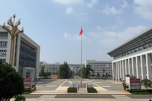 校园广场