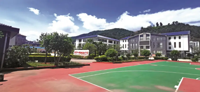 昆明市西山区滇鹏高级中学复读班怎么样|好不好