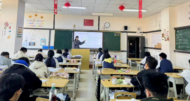 2024年昆明滇鹏高级中学新高一分数线|录取分数|招生要求