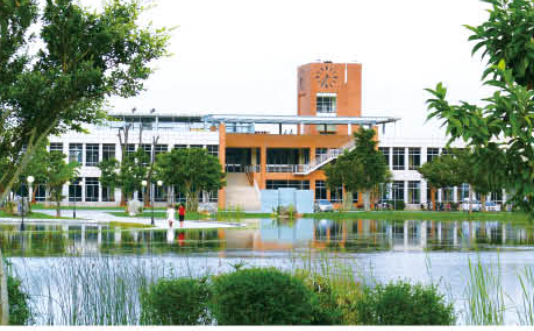 庆来综合高中学生享受资助政策吗？