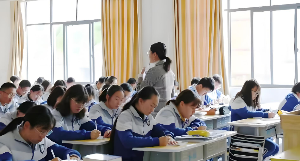 昆明市海亦丰高级中学2025年新高一上线率高不高？