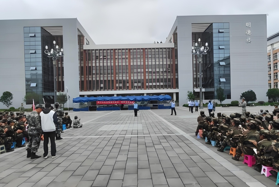 云南省昆明市2025年复读生高考还能加分吗