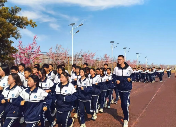 启航逐梦，未来可期！嵩明卓衡中学 2026 级新高一即将开班