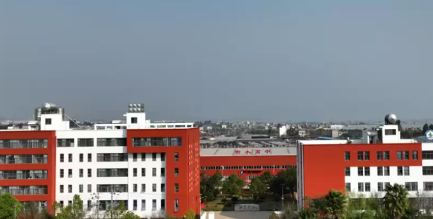 境美书香，筑梦青春 &mdash;&mdash; 嵩明卓衡中学，理想求学的生态家园