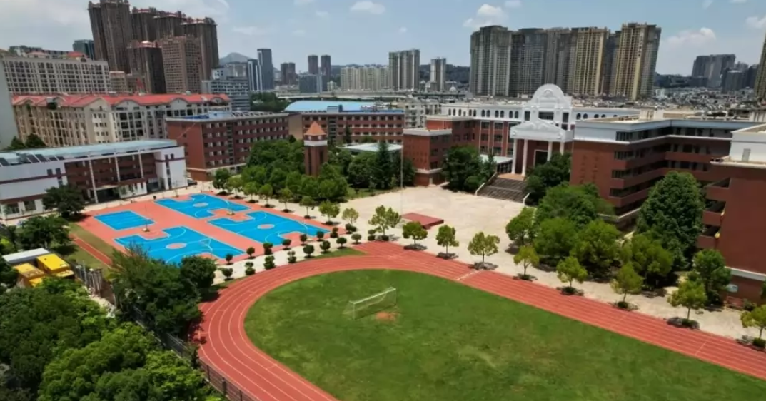 石林县2026年排名前十的私立高中