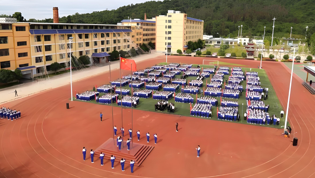 昆明市佑亦丰高级中学的评价|听学长学姐说|
